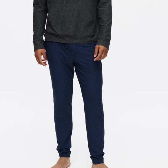 Outdoor Voices CloudKnit Slim Sweatpant Drawstring performance Jogger Navy Large - Picture 1 of 7